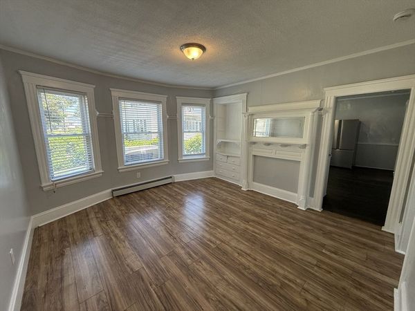 62-64 Lawrence St, Unit 62, Methuen, MA 01844