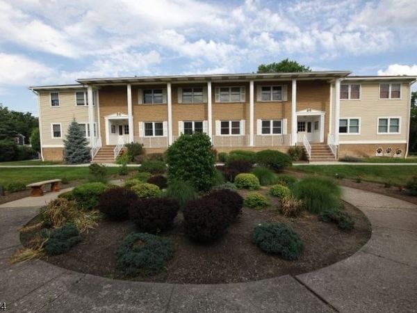 105 Newark Pompton Turnpike, Unit B14D, Pequannock, NJ 07440