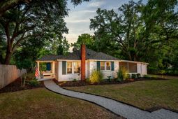 2811 Koger Lane photo 4
