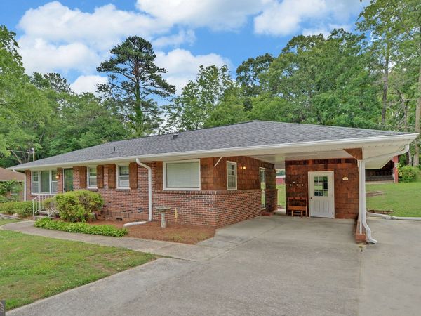 211 Hilltop Lane, Toccoa, GA 30577