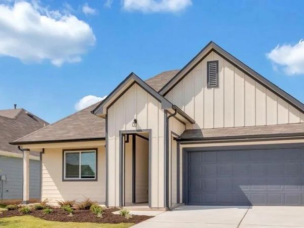 601 Mulberry Creek LN , Hutto, TX 78634
