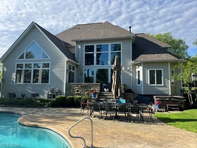 5360 Riverview Drive , North Royalton, OH 44133 Photo 2