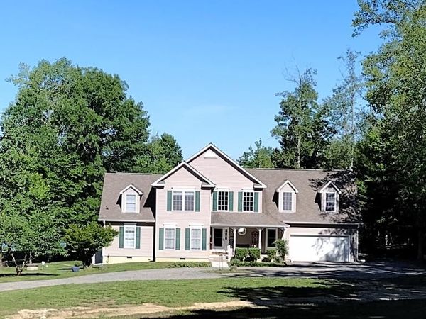 305 CATAMARAN COURT , BUMPASS, VA 23024