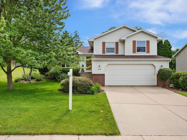 6449 TONKINESE Trail, Madison, WI 53719