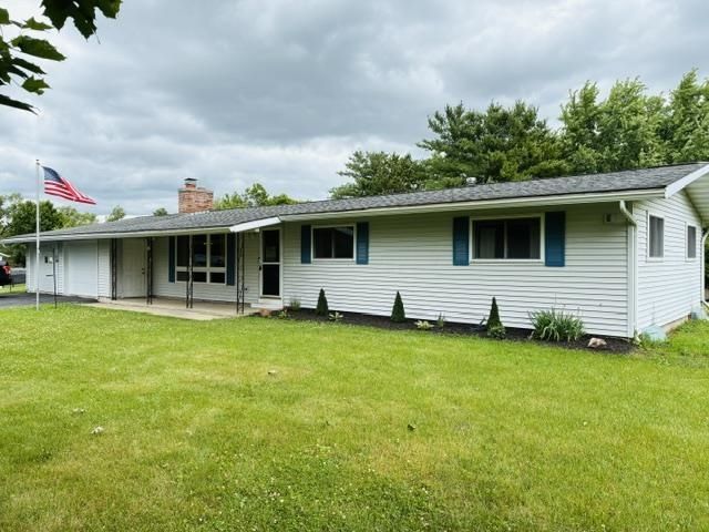 N6304 Hillcrest Road, Pardeeville, WI 53954 Main Photo