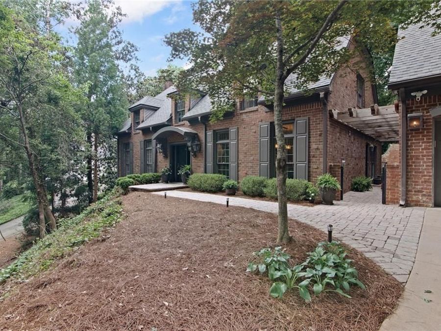 Property Image 4