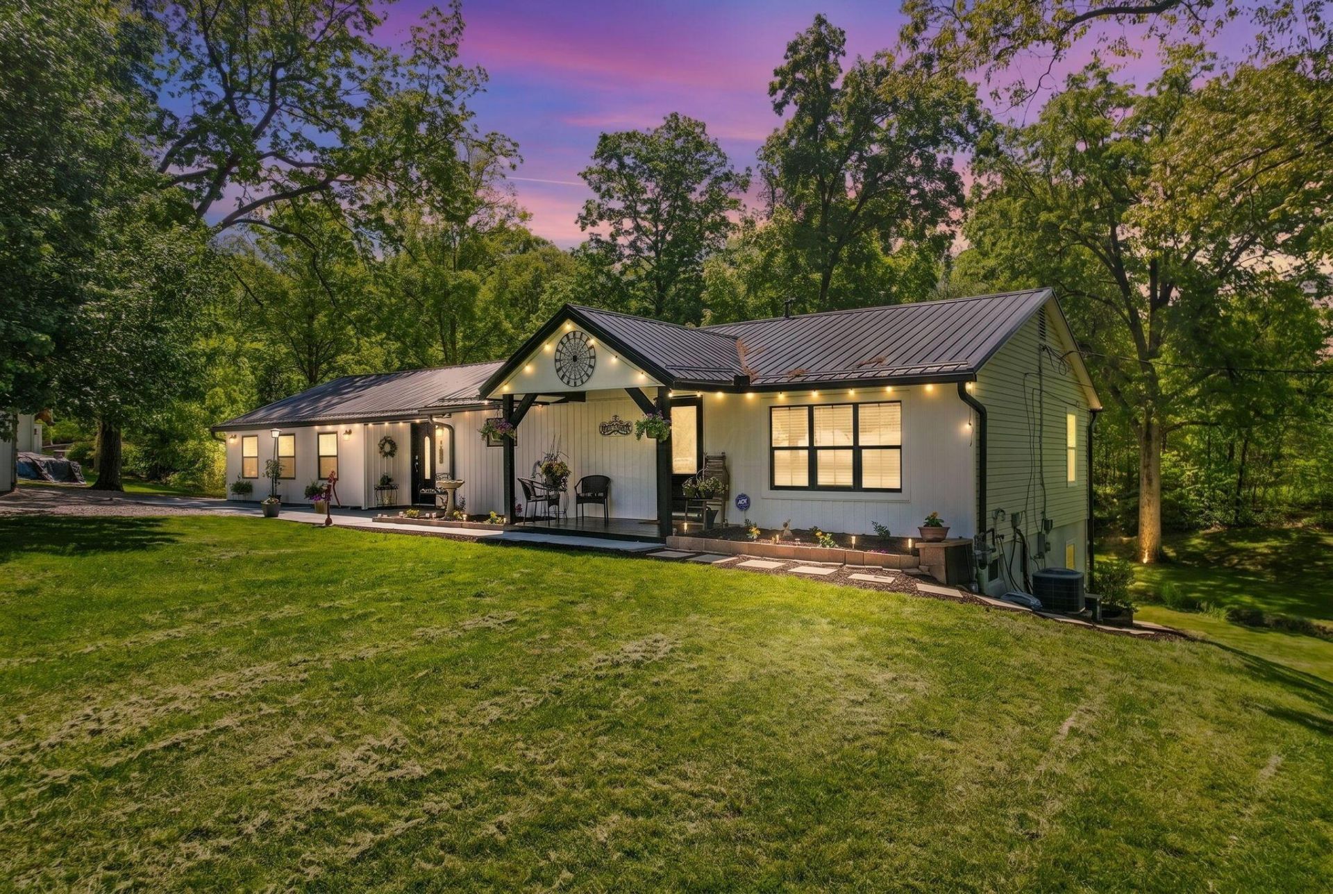 2315 NW Carroll Eastern Road Nw, Lancaster, OH 43130 Main Photo