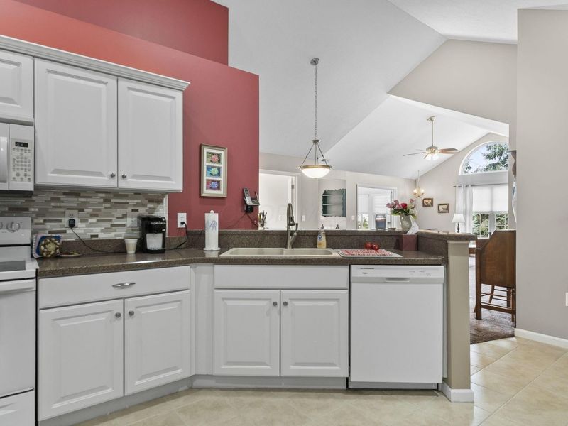 1501 Center Park Drive , Marion, OH 43302 Photo 15
