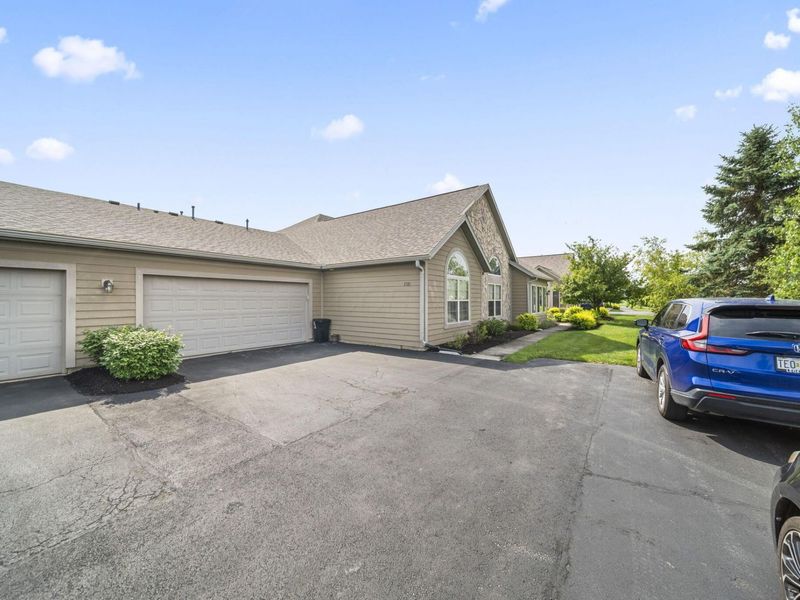 1501 Center Park Drive , Marion, OH 43302 Photo 3