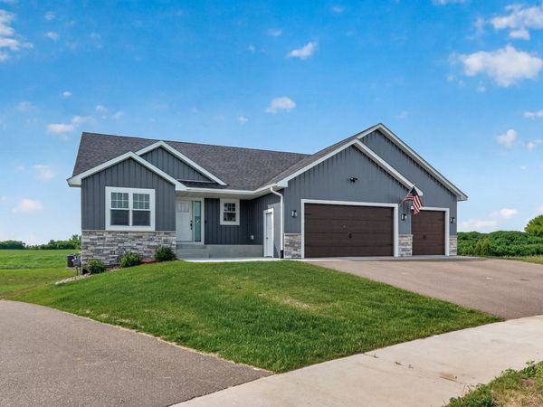 1781 Otter Way, New Richmond, WI 54017