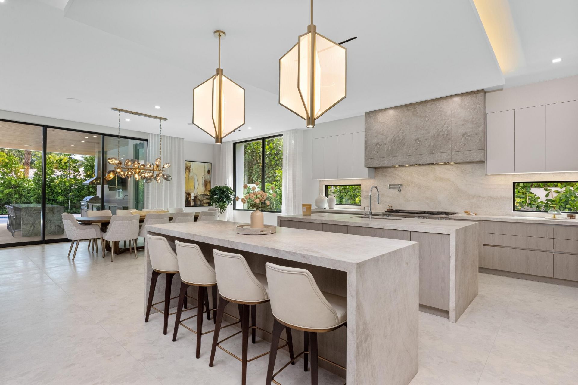 217 Thatch Palm Drive, Boca Raton, FL 33432 Photo