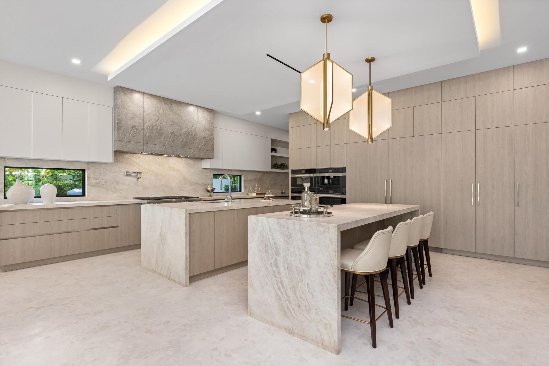 217 Thatch Palm Drive, Boca Raton, FL 33432 Photo