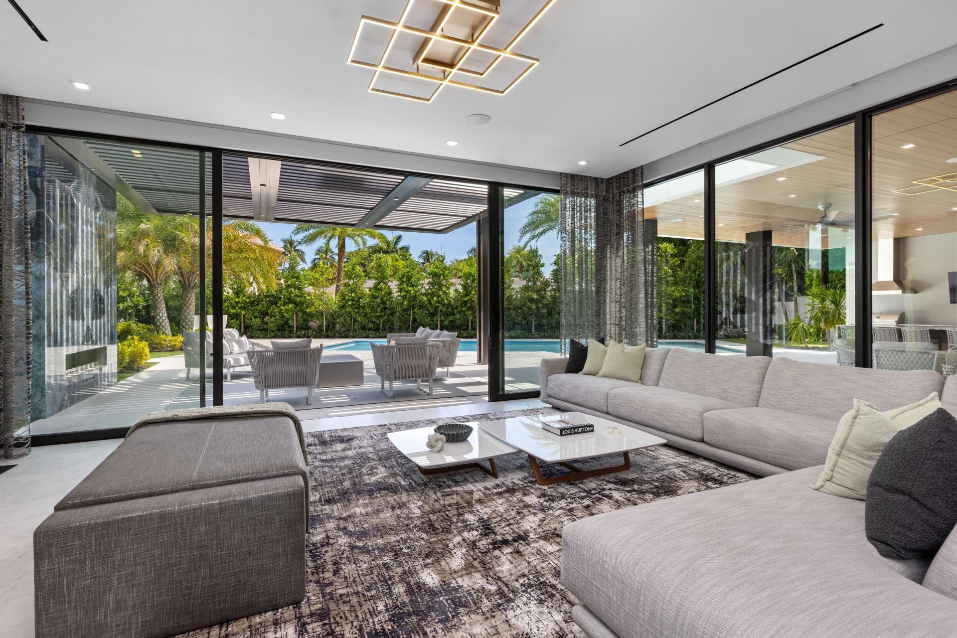 217 Thatch Palm Drive, Boca Raton, FL 33432 Photo