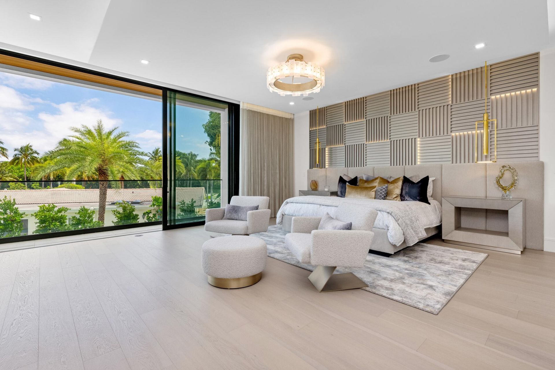 217 Thatch Palm Drive, Boca Raton, FL 33432 Photo