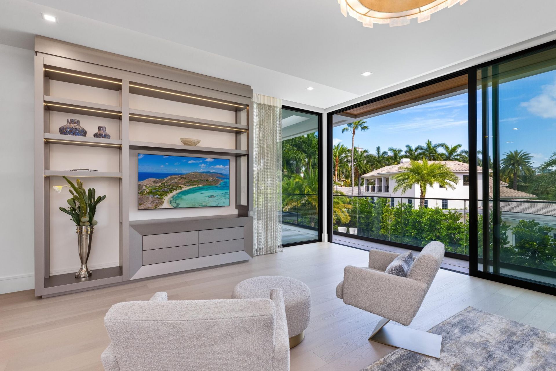 217 Thatch Palm Drive, Boca Raton, FL 33432 Photo