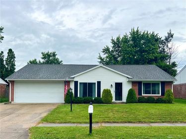 242 Pagett Drive, Germantown, OH 45327