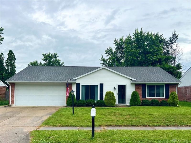 242 Pagett Drive, Germantown, OH 45327 Photo 1