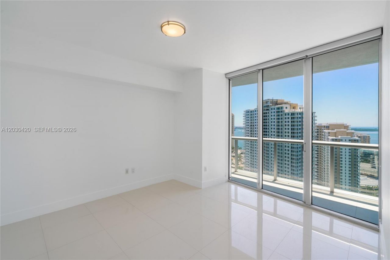 475 Brickell Ave, Unit 2607, Miami, FL 33131 Photo
