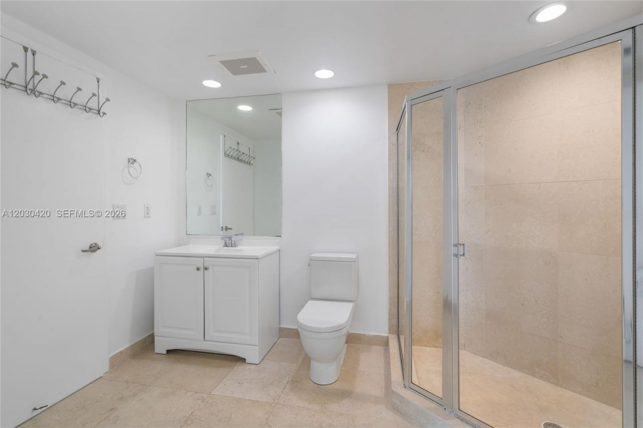 475 Brickell Ave, Unit 2607, Miami, FL 33131 Photo