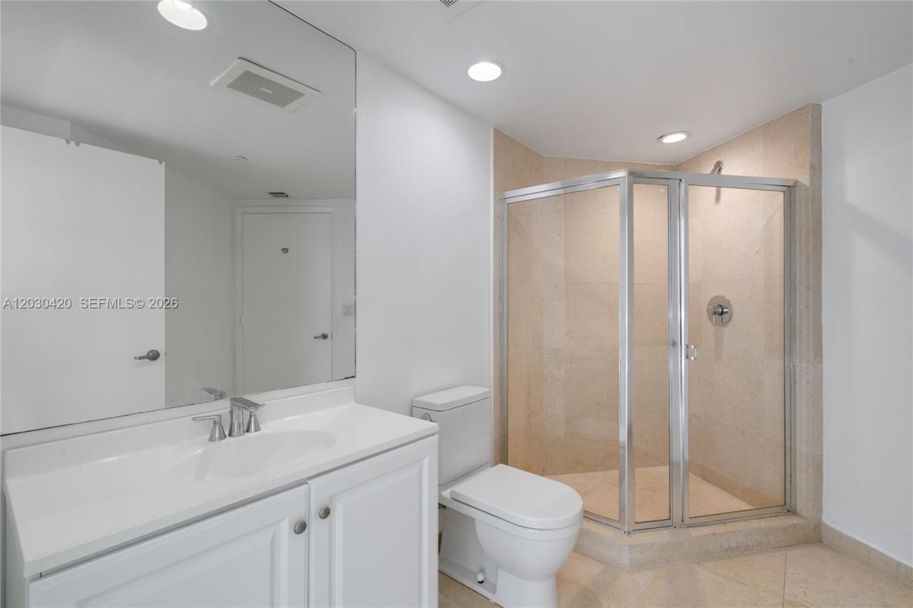 475 Brickell Ave, Unit 2607, Miami, FL 33131 Photo