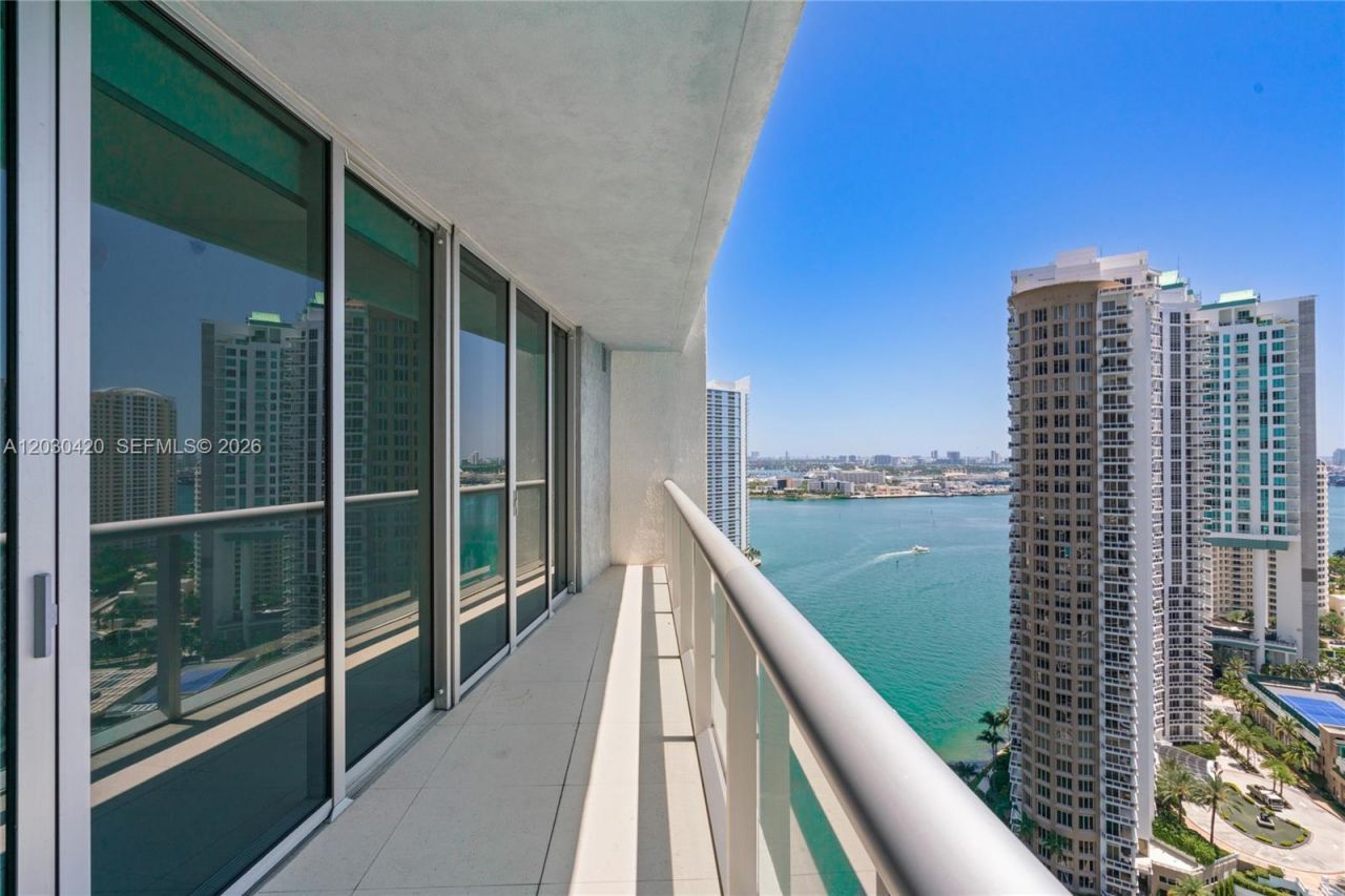 475 Brickell Ave, Unit 2607, Miami, FL 33131 Photo