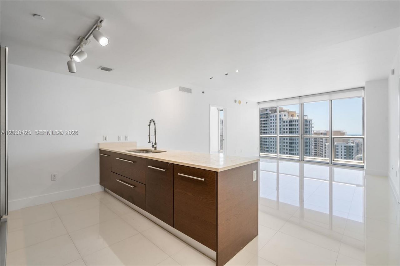 475 Brickell Ave, Unit 2607, Miami, FL 33131 Photo