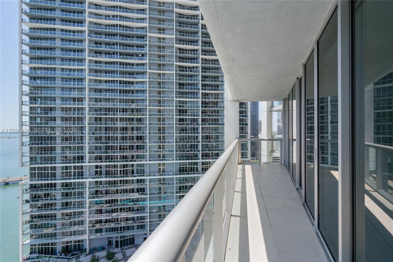 475 Brickell Ave, Unit 2607, Miami, FL 33131 Photo
