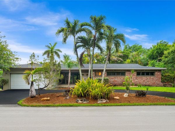 6311 SW 65th Ave , South Miami, FL 33143