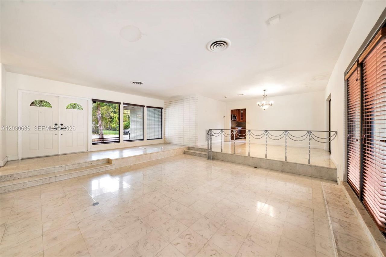 6311 SW 65th Ave , South Miami, FL 33143 Photo
