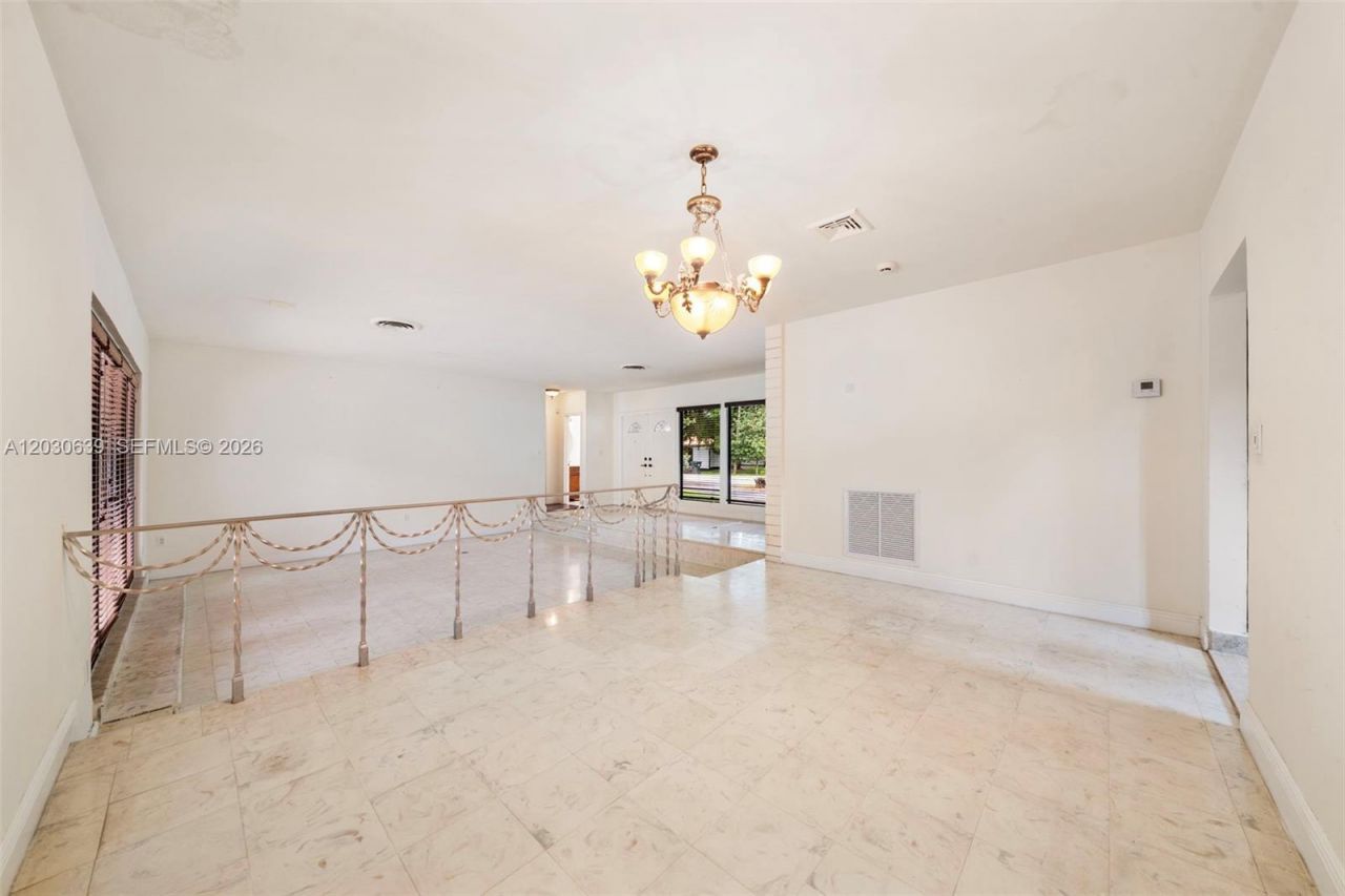 6311 SW 65th Ave , South Miami, FL 33143 Photo