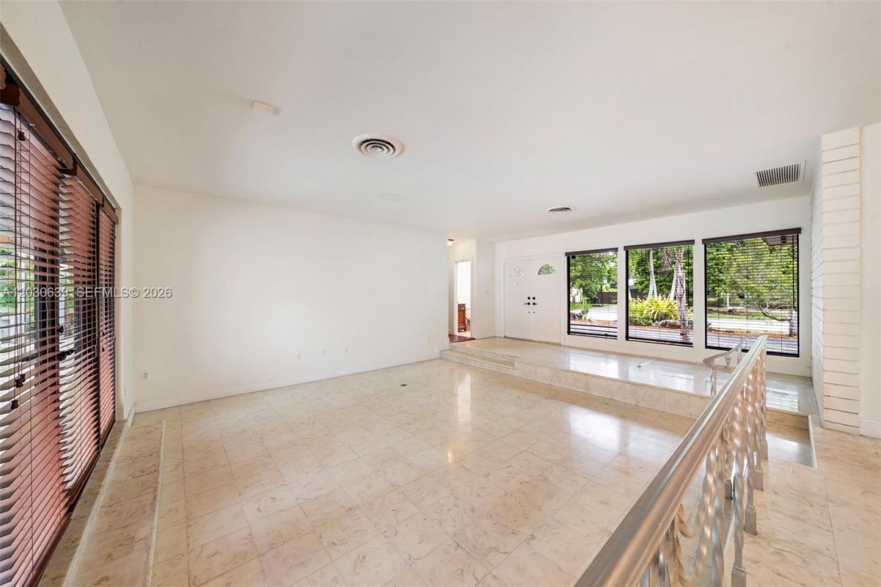 6311 SW 65th Ave , South Miami, FL 33143 Photo