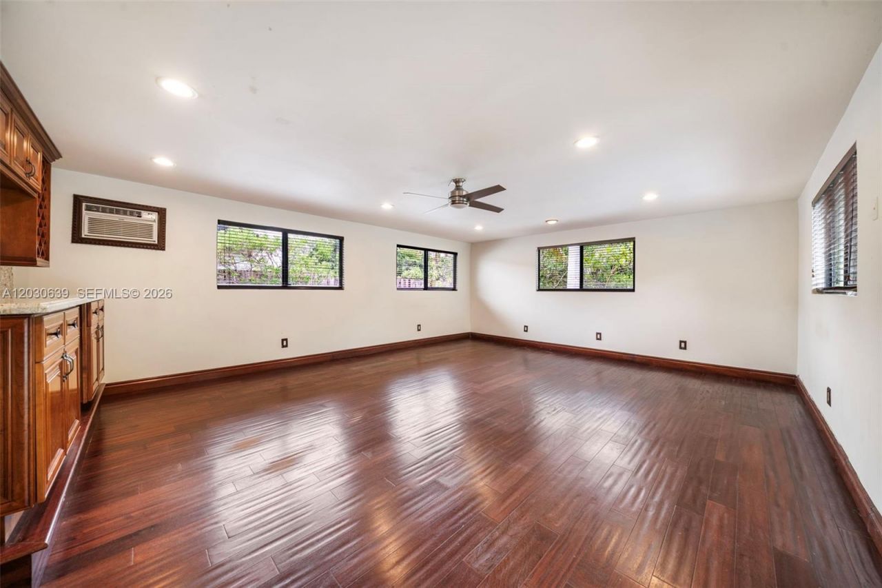 6311 SW 65th Ave , South Miami, FL 33143 Photo