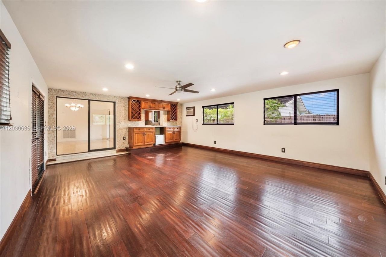 6311 SW 65th Ave , South Miami, FL 33143 Photo