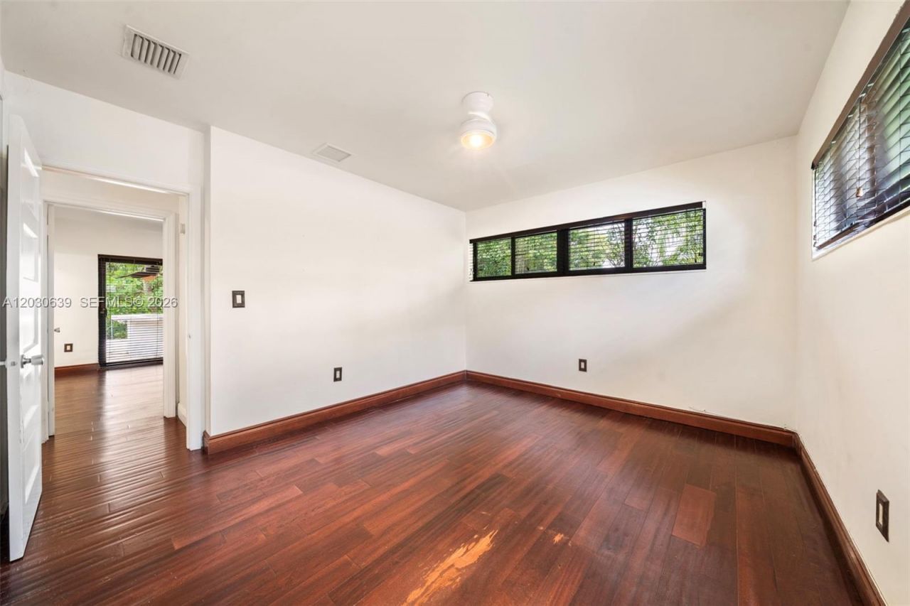 6311 SW 65th Ave , South Miami, FL 33143 Photo