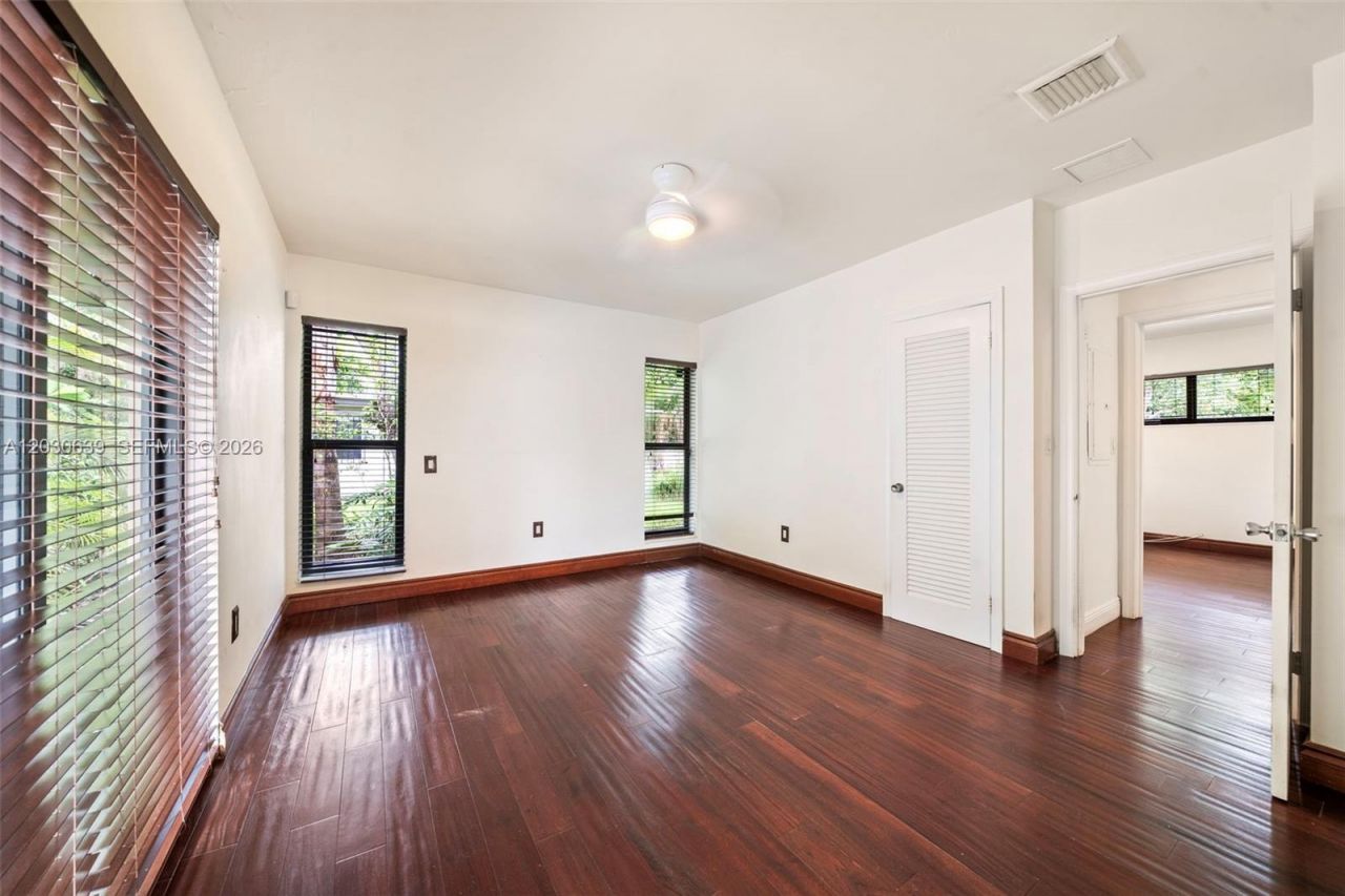 6311 SW 65th Ave , South Miami, FL 33143 Photo