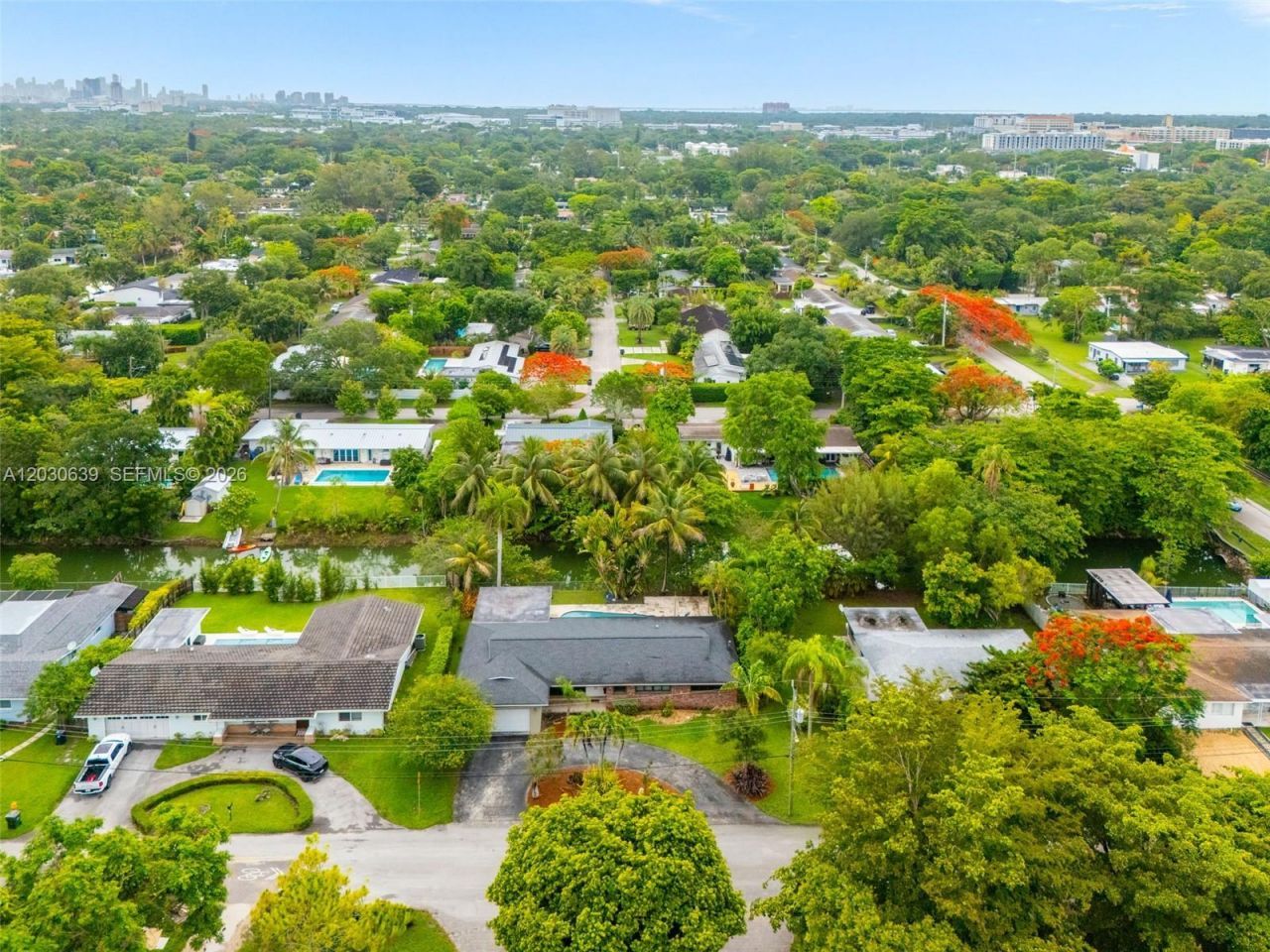 6311 SW 65th Ave , South Miami, FL 33143 Photo