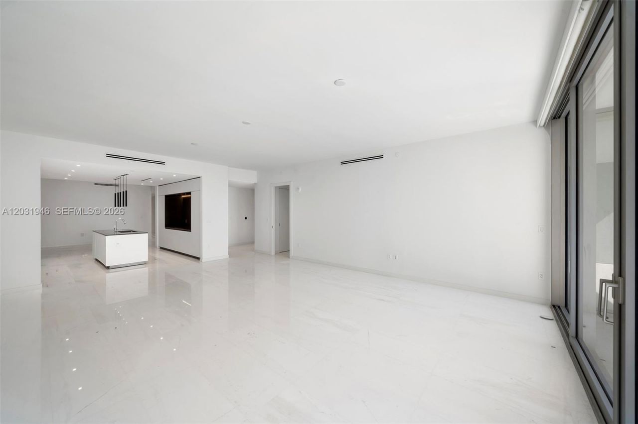 300 Biscayne Blvd Way , Unit 1904C, Miami, FL 33131 Photo