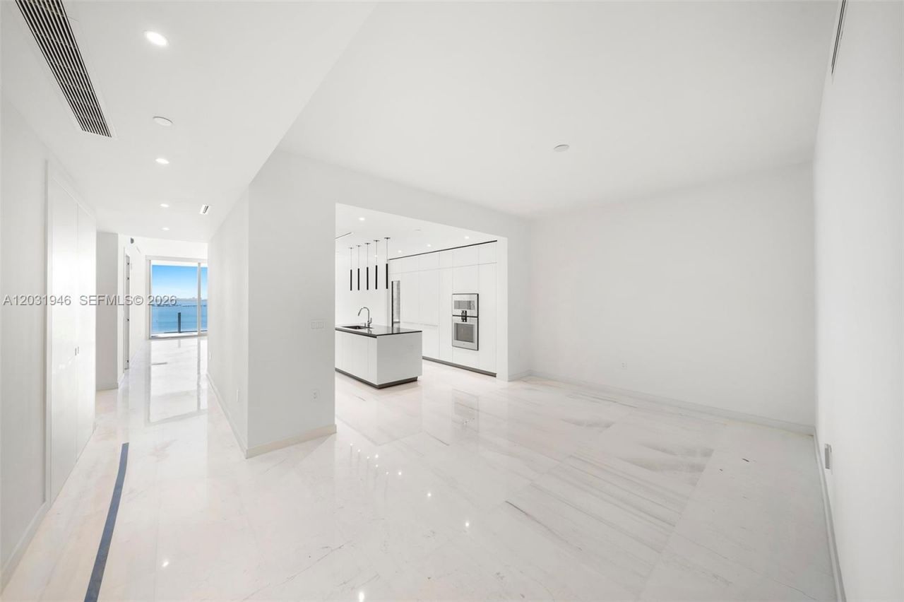 300 Biscayne Blvd Way , Unit 1904C, Miami, FL 33131 Photo