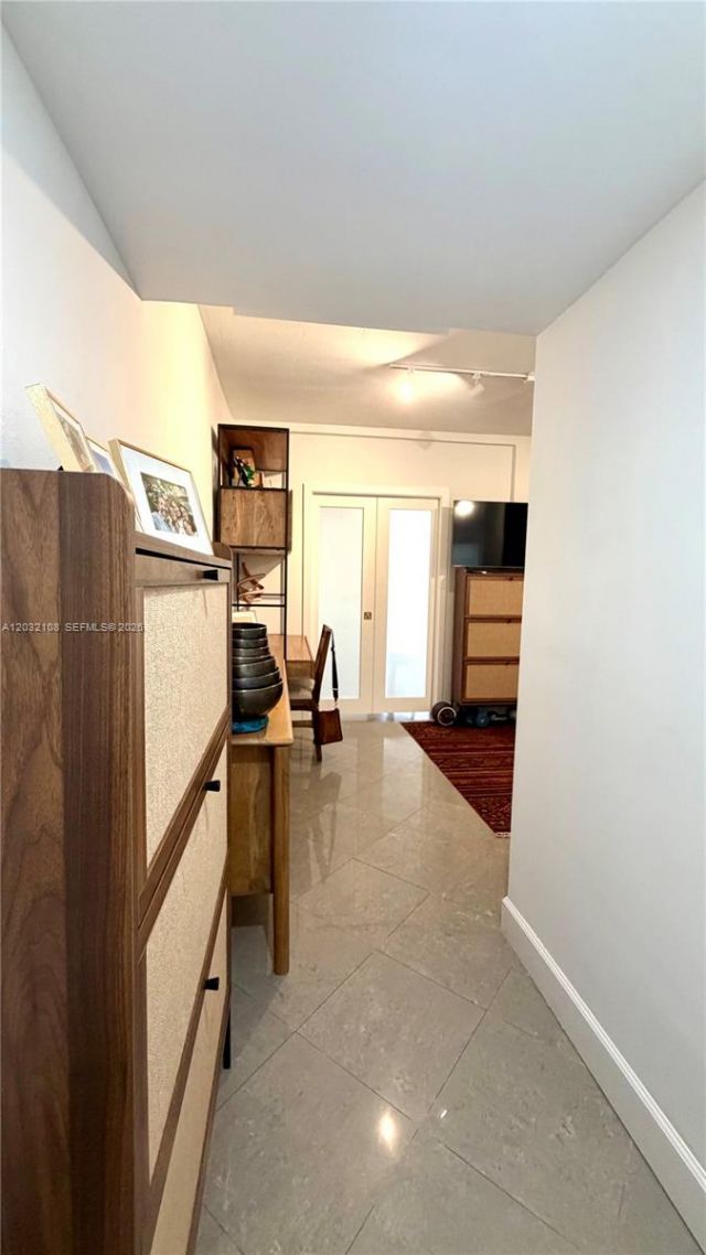 626 Meridian Ave , Unit 5, Miami Beach, FL 33139 Photo