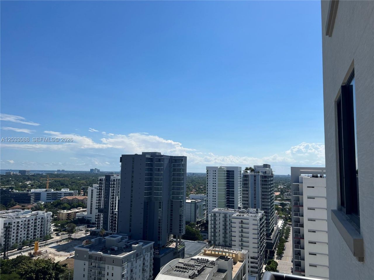 999 SW 1st Ave , Unit 2404, Miami, FL 33130 Photo