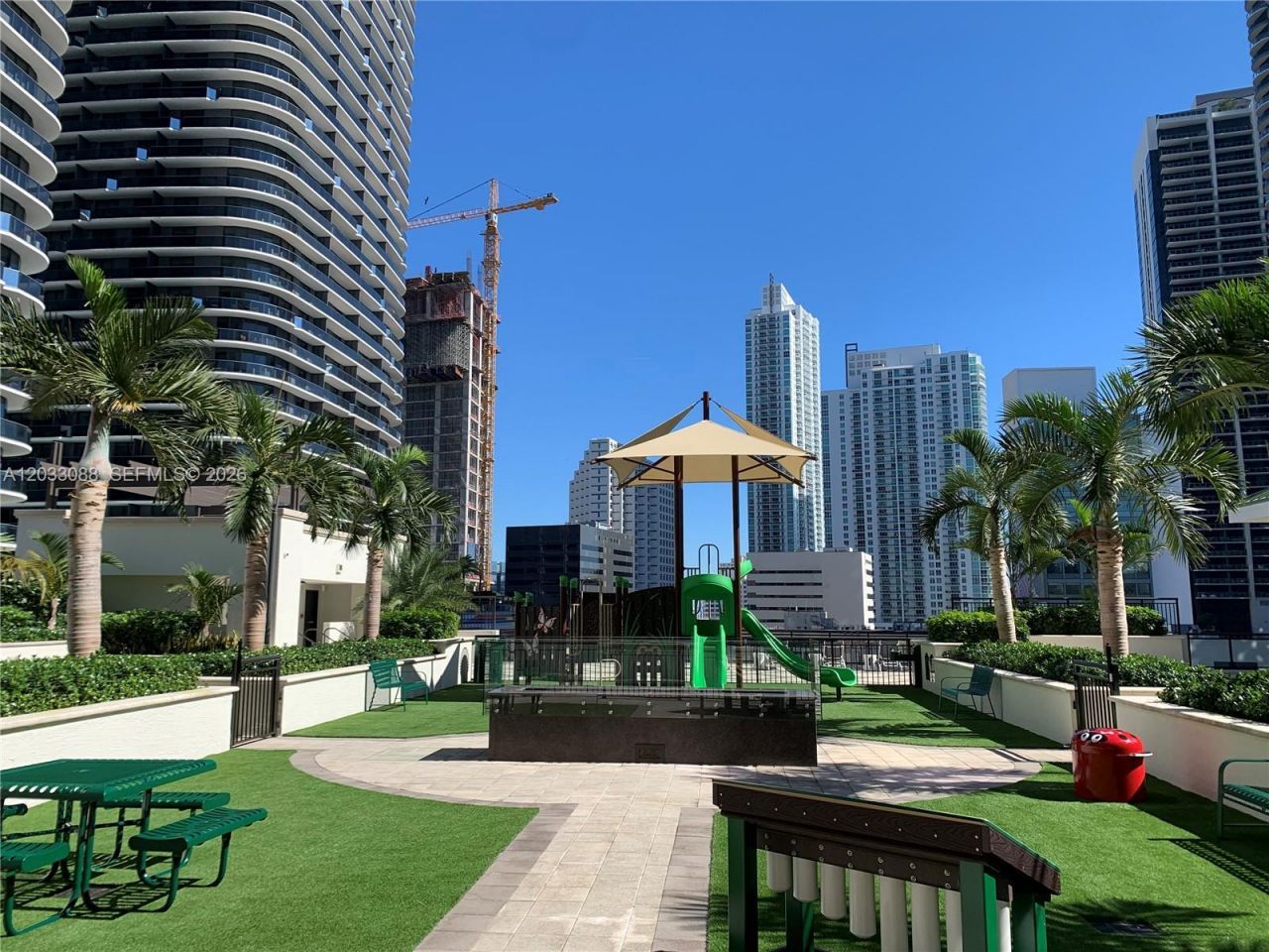 999 SW 1st Ave , Unit 2404, Miami, FL 33130 Photo