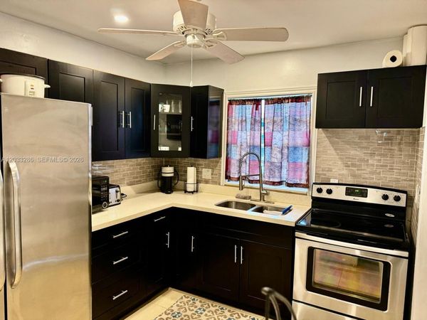 5300 Washington St , Unit H236, Hollywood, FL 33021
