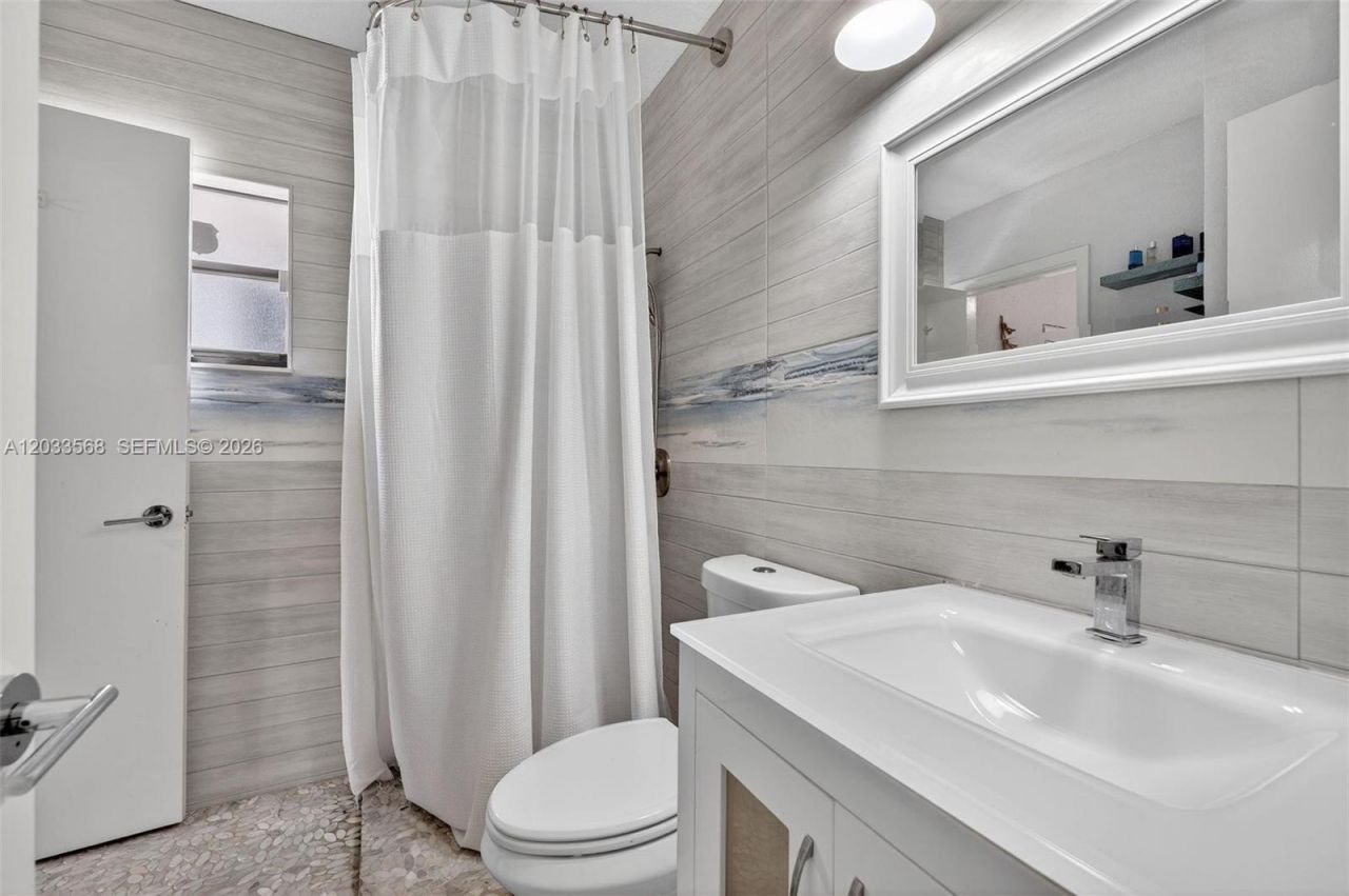 317 S Riverside Dr, Pompano Beach, FL 33062 Photo