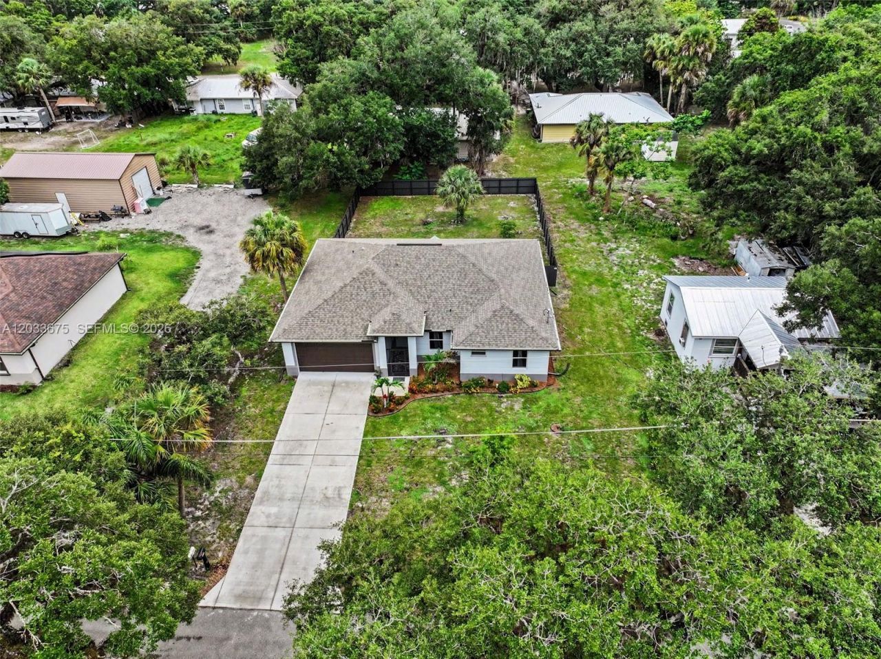 190 Hendry St , La Belle, FL 33935 Photo