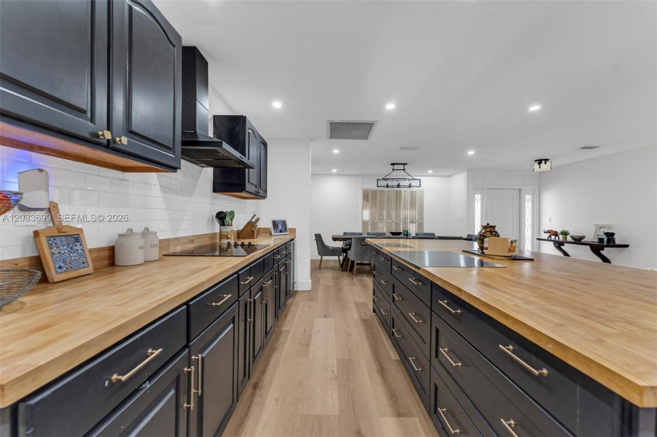 680 El Dorado Pkwy , Plantation, FL 33317 Photo