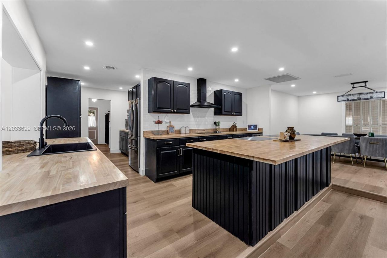 680 El Dorado Pkwy , Plantation, FL 33317 Photo