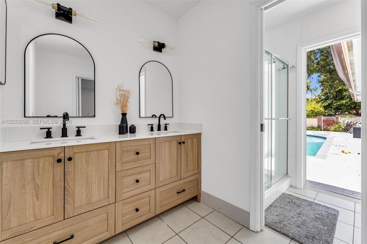 680 El Dorado Pkwy , Plantation, FL 33317 Photo