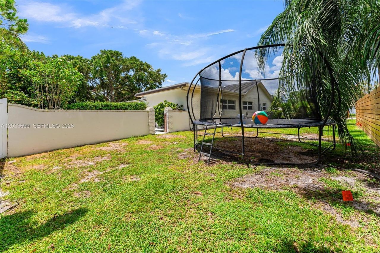 680 El Dorado Pkwy , Plantation, FL 33317 Photo