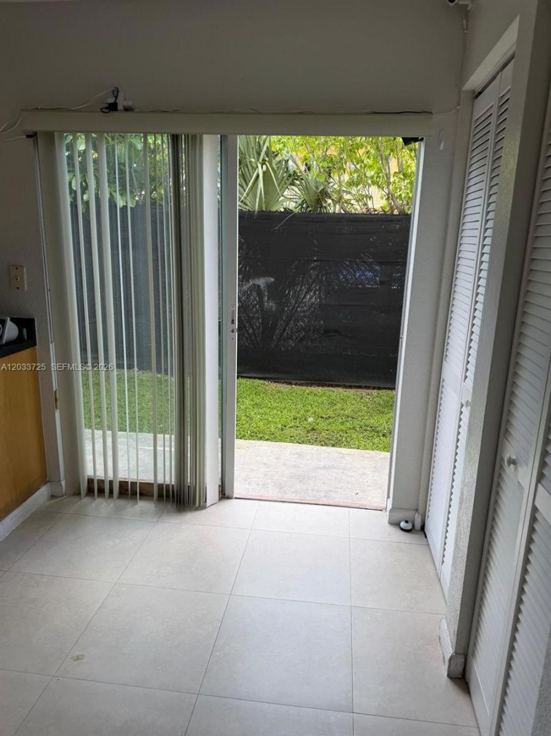 2066 NE 167th St , Unit 3-108, North Miami Beach, FL 33162 Photo
