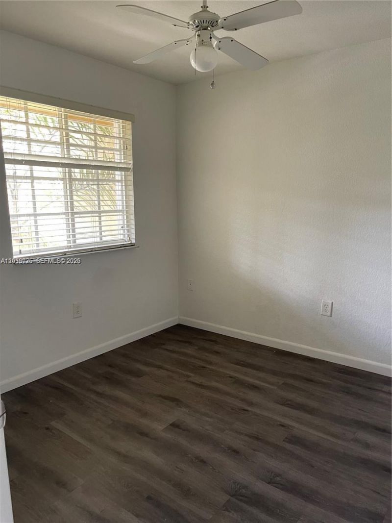2066 NE 167th St , Unit 3-108, North Miami Beach, FL 33162 Photo
